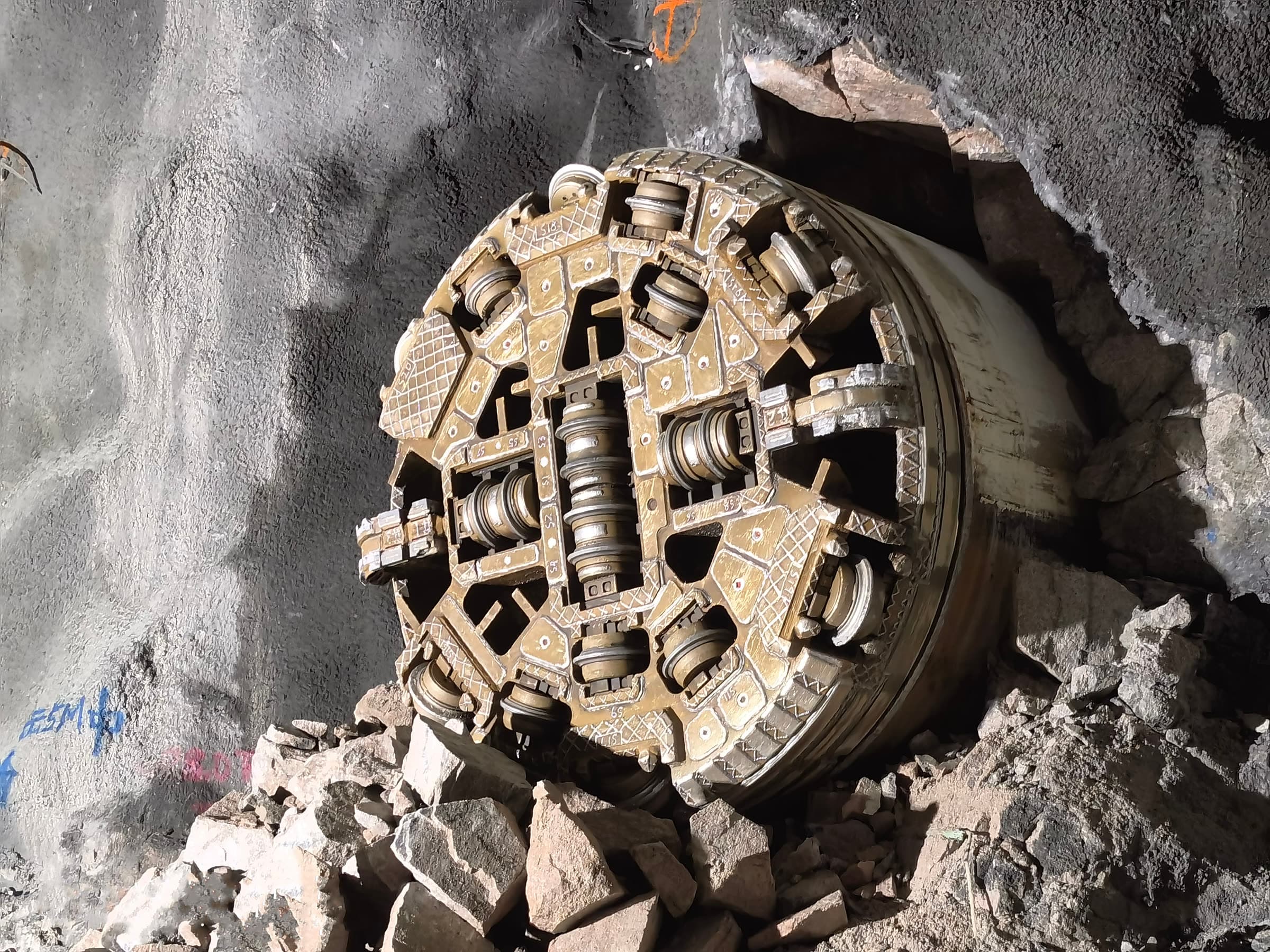 CRCHI Australia -- tunnel boring machines and underground construction