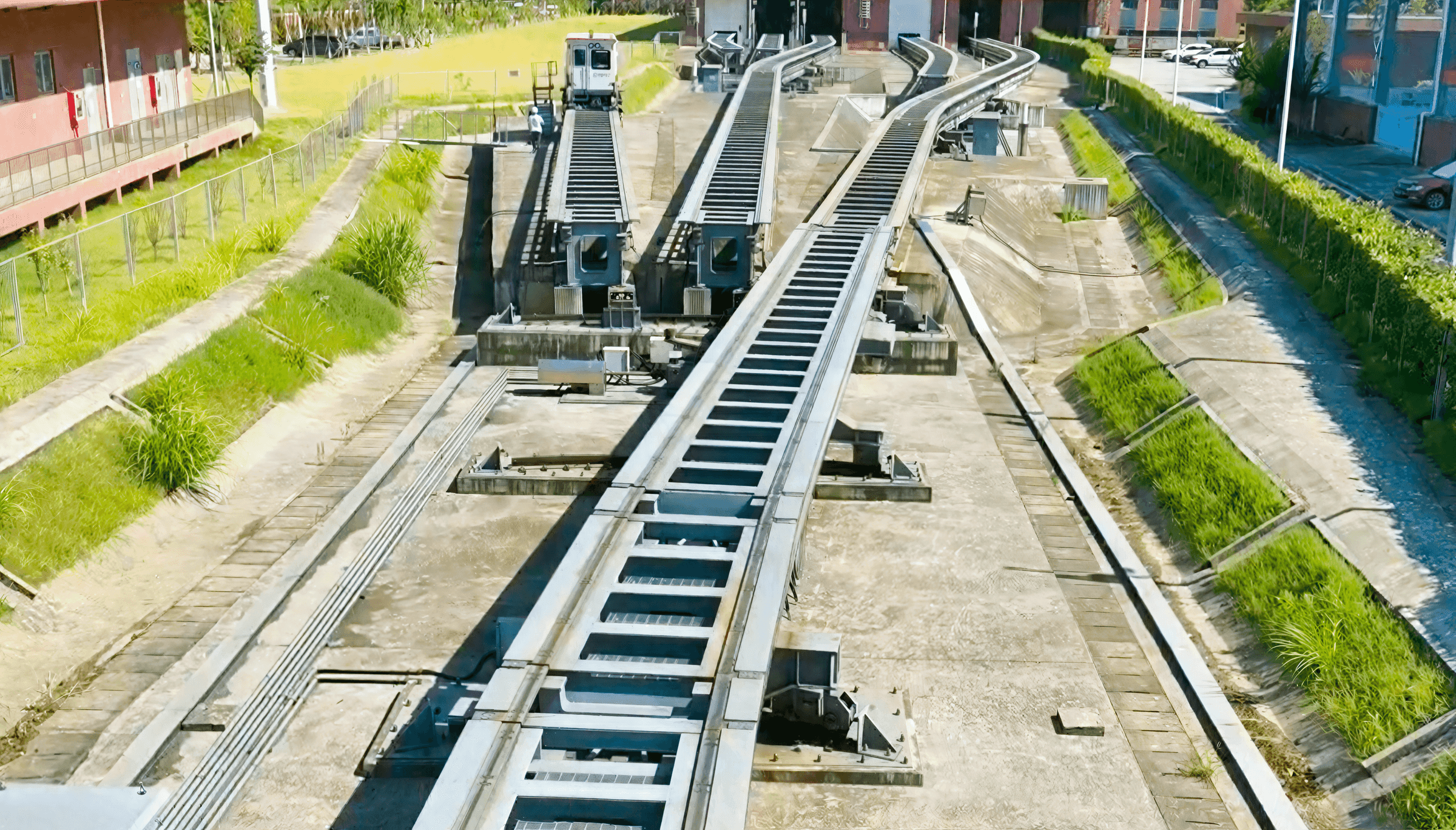 Medium and low speed maglev turnout